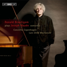 Ronald Brautigam plays Joseph Haydn concertos - Lars Ulrik Mortensen